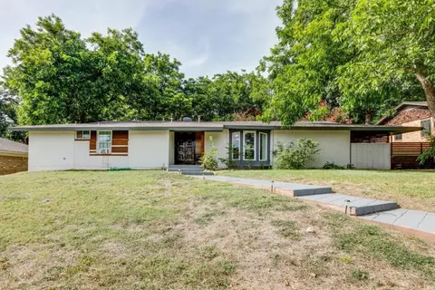 913 British Blvd, Grand Prairie, TX 75050