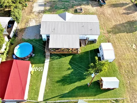 911 Oak Creek Dr, Bangs, TX 76823