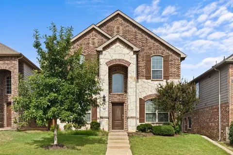 520 Pawnee St, Aubrey, TX 76227