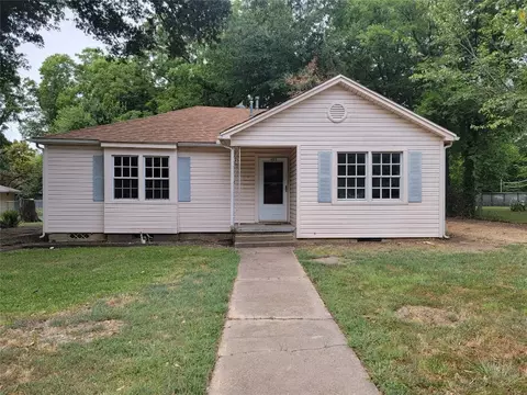405 Elm Dr, Terrell, TX 75160