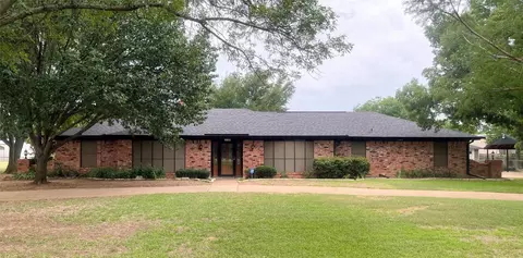 11100 Smallwood Dr, Burleson, TX 76028