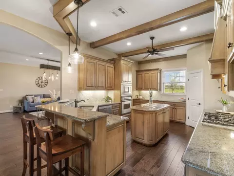 408 E Vaughn Rd, Cleburne, TX 76031 photo 6