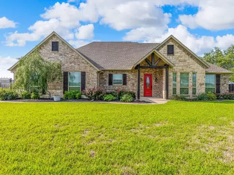 408 E Vaughn Rd, Cleburne, TX 76031