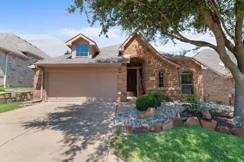 704 Mustang Dr, Fairview, TX 75069