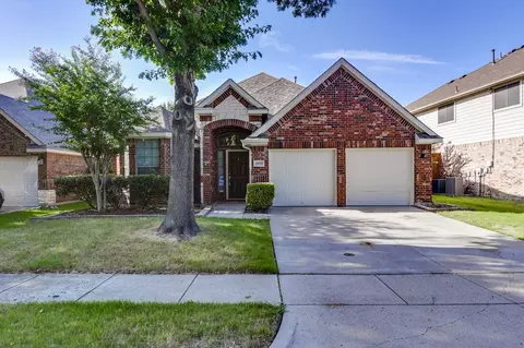 2573 Marina Dr, Grand Prairie, TX 75054