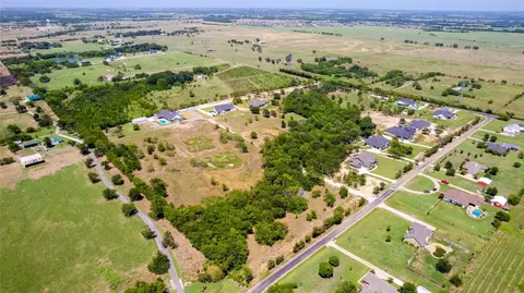 1283 Hunt Rd, Gunter, TX 75058
