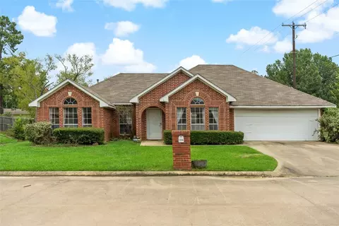 925 Lee Cir, Reno, TX 75462