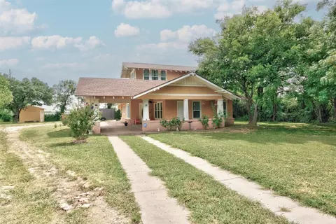 106 Knighthurst St, Ennis, TX 75119