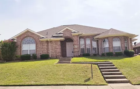3022 Deerhollow Dr, Mesquite, TX 75181