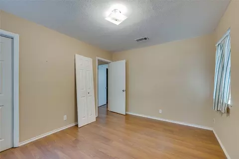 508 E Redbud Dr, Hurst, TX 76053 photo 18