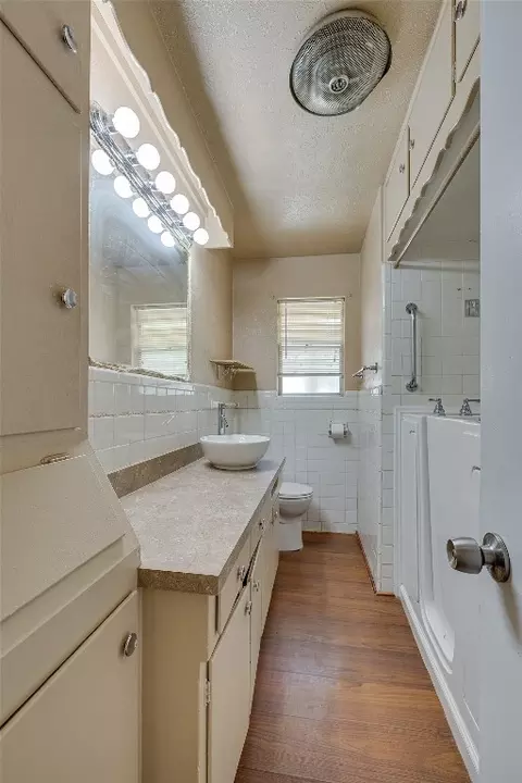 508 E Redbud Dr, Hurst, TX 76053 photo 14