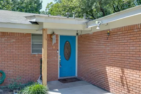 508 E Redbud Dr, Hurst, TX 76053 photo 25