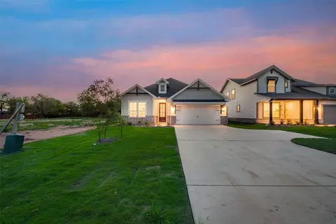 417 Smith Rd, Springtown, TX 76082 photo 2