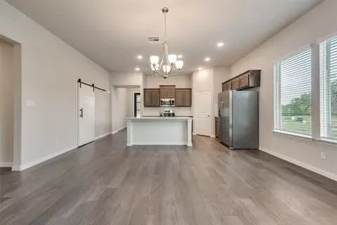 417 Smith Rd, Springtown, TX 76082 photo 11