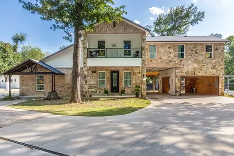 2237 S Saint Augustine Dr, Dallas, TX 75217