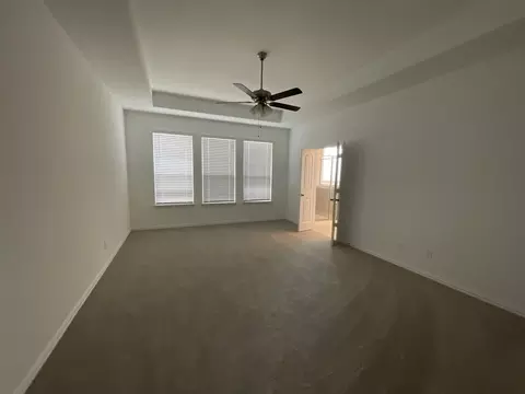 425 Smith Rd, Springtown, TX 76082 photo 6