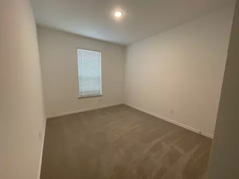 425 Smith Rd, Springtown, TX 76082 photo 9