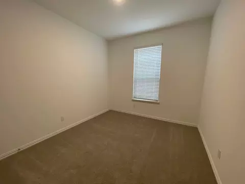 425 Smith Rd, Springtown, TX 76082 photo 11