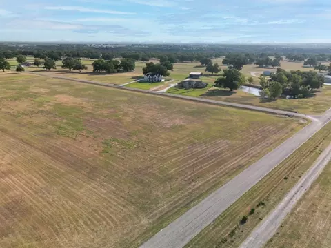 152 Westmeadow Dr, Weatherford, TX 76087