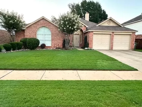 2812 Waverly Rd, Flower Mound, TX 75028