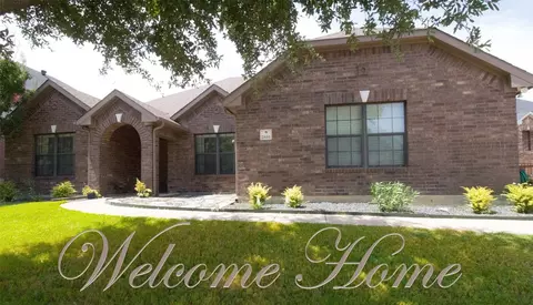 2684 Pinnacle Dr, Burleson, TX 76028