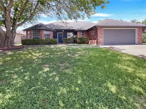307 Myrtle Ave, Waxahachie, TX 75165