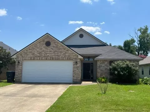 363 Gaston Ln, Bossier City, LA 71112