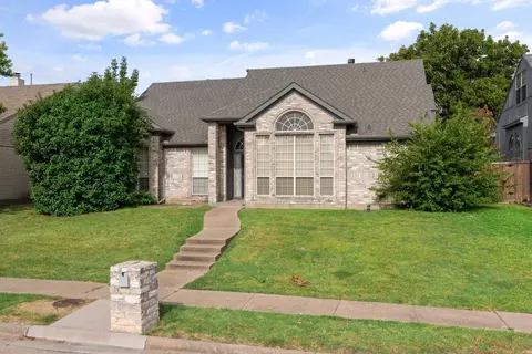 5605 Highgate Ln, Rowlett, TX 75088