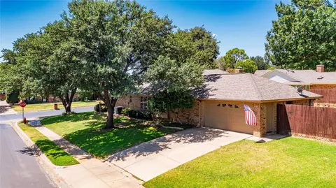 505 Eagle Dr, Bedford, TX 76021 photo 38