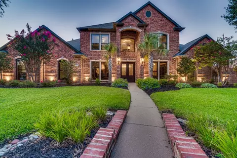 109 Nob Hill Ln, Ovilla, TX 75154