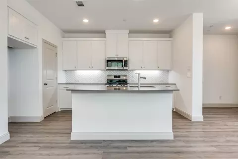 505 Parkside Dr, Argyle, TX 76226 photo 9