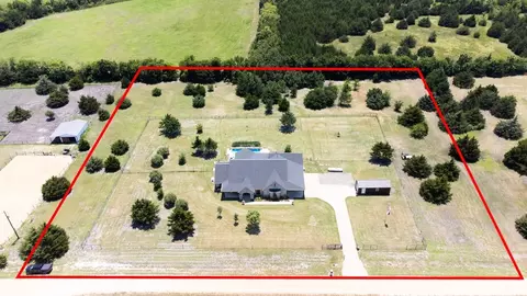 128 Judah Cir, Trenton, TX 75490