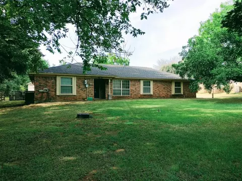 116 Jean Ln, Burleson, TX 76028