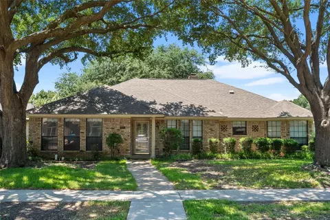 2905 Persimmon Pl, Rowlett, TX 75088