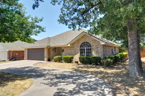 110 Chimney Rock Dr, Weatherford, TX 76086