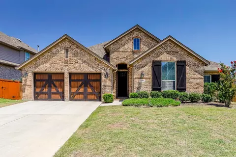 684 Mangrove Trl, Saginaw, TX 76131