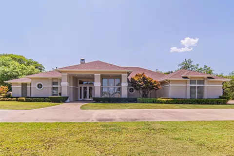 4138 S Robinson Rd, Grand Prairie, TX 75052