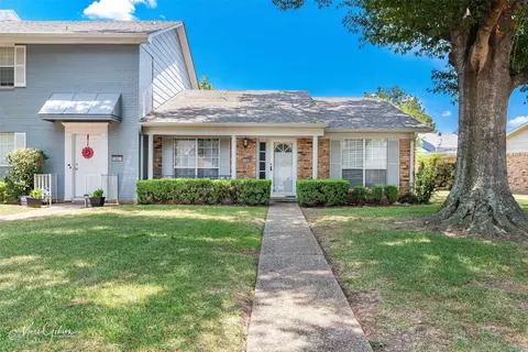 10025 Stratmore Cir, Shreveport, LA 71115