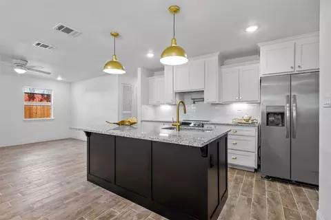1910 15th St, Mineral Wells, TX 76067