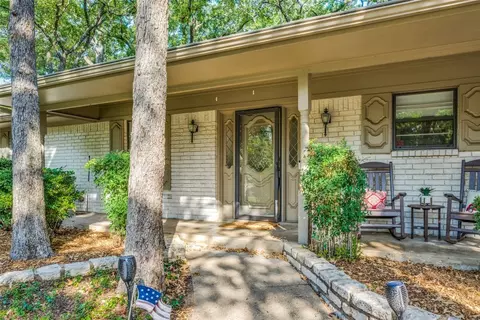 1800 Woodbrook St, Denton, TX 76205
