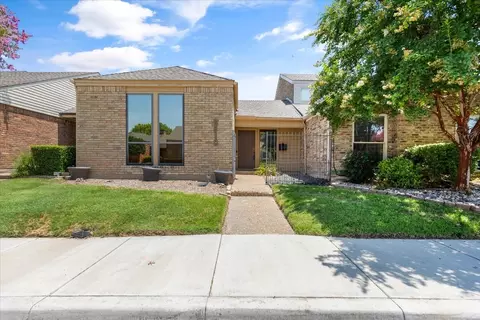 6810 Anglebluff Cir, Dallas, TX 75248