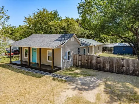 312 Byron St, Fort Worth, TX 76114