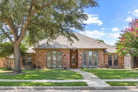 1520 Aylesbury Ln, Plano, TX 75075