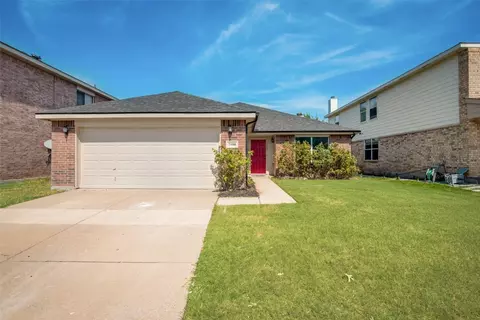 7108 Kickapoo Dr, Fort Worth, TX 76179