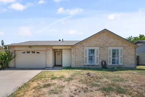 6912 Lincolnshire Ln, North Richland Hills, TX 76182