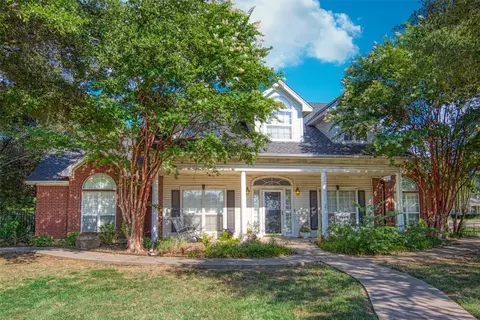 1650 N Saint Charles Ave, Pilot Point, TX 76258