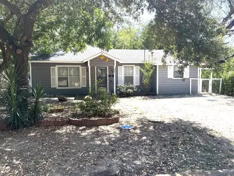407 Warren St, Terrell, TX 75160