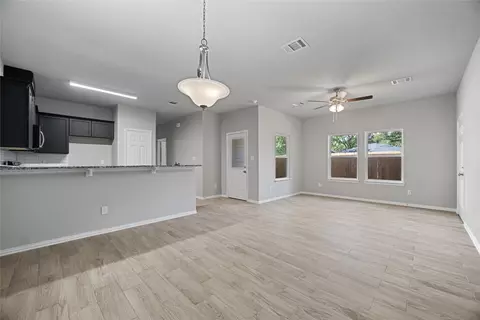 4605 Meeker Blvd, Fort Worth, TX 76114