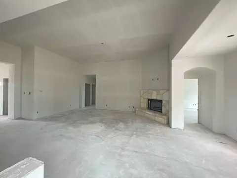 1113 Springfield Rd, Springtown, TX 76082 photo 5
