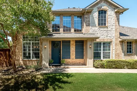 4113 Cobblestone Dr, Carrollton, TX 75007